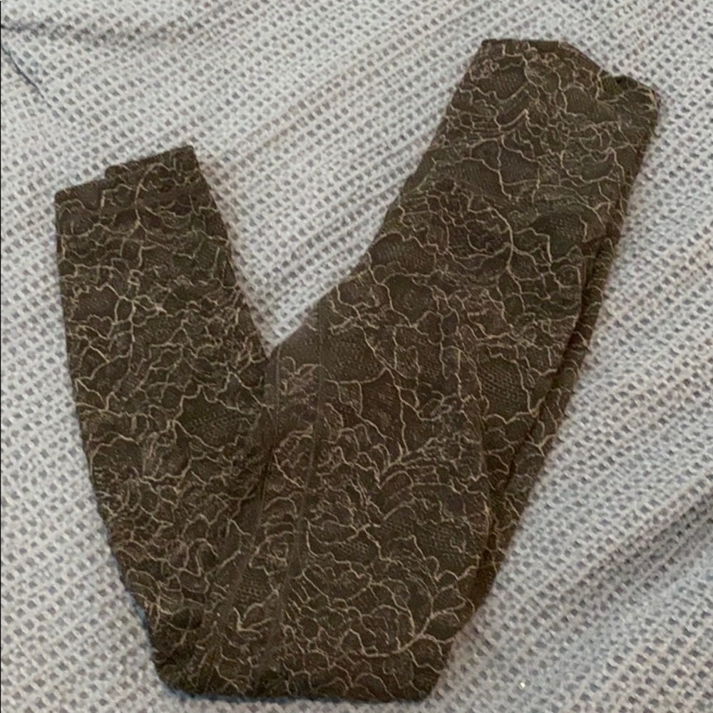 Lulu leggings size 2 length 25